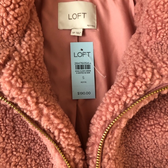 Gorgeous pink Sherpa Loft jacket. - Picture 2 of 3